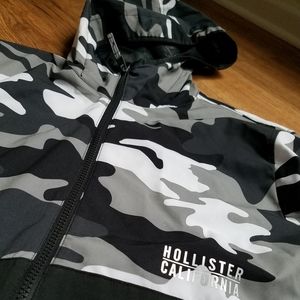 Hollister Camo Windbreaker Jacket - Size L